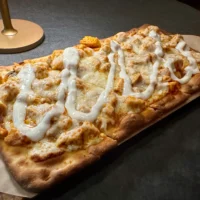 buffalochickenflatbread